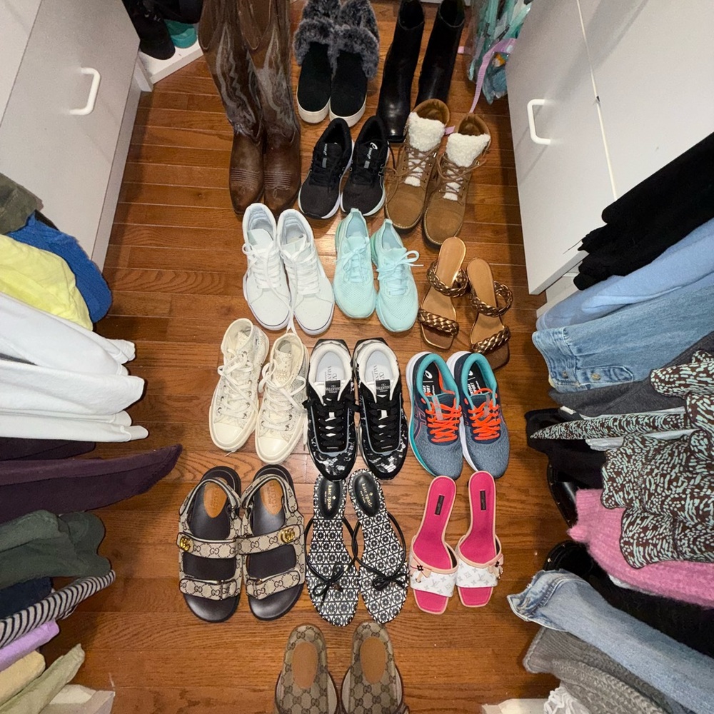 Vans White and Black Closet Shoe Organizer